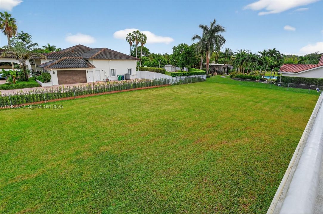 For Sale: $1,499,900 (4 beds, 3 baths, 3526 Square Feet)