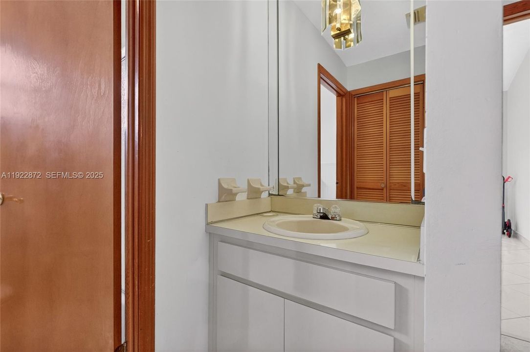 For Sale: $1,499,900 (4 beds, 3 baths, 3526 Square Feet)