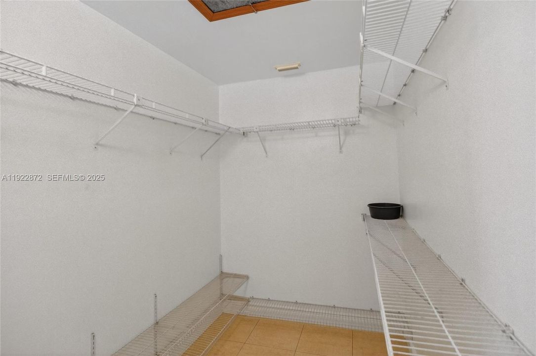 For Sale: $1,499,900 (4 beds, 3 baths, 3526 Square Feet)