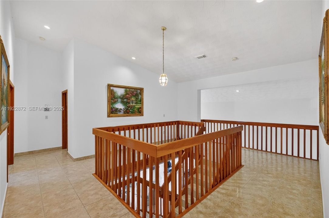 For Sale: $1,499,900 (4 beds, 3 baths, 3526 Square Feet)