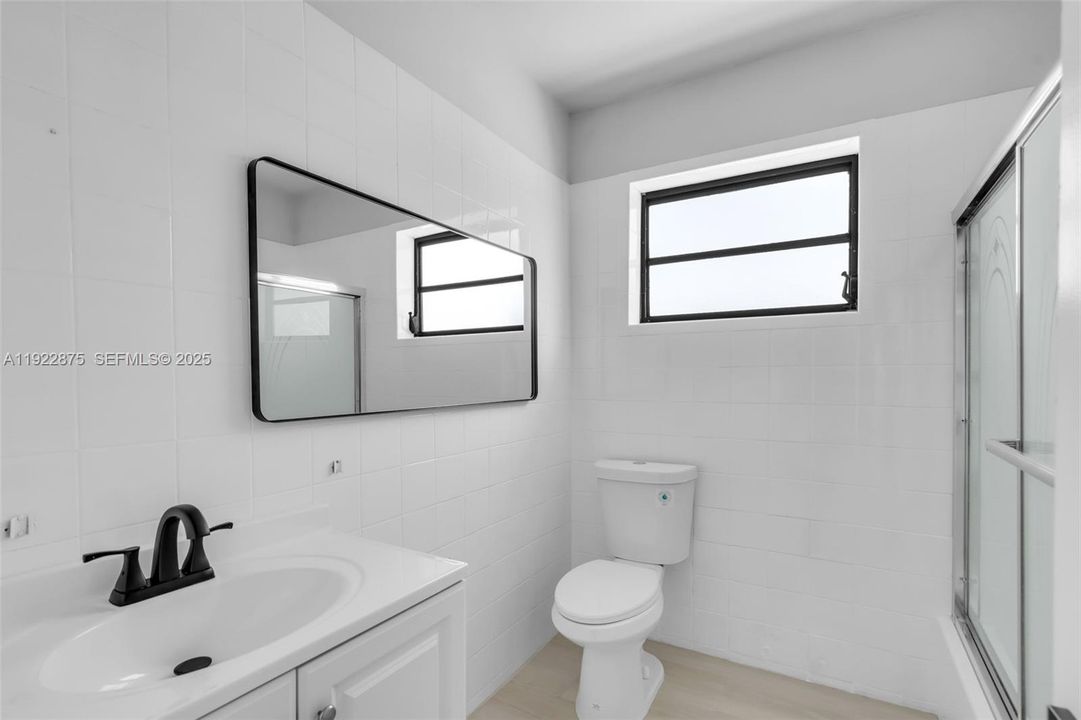 For Sale: $539,000 (3 beds, 1 baths, 1403 Square Feet)