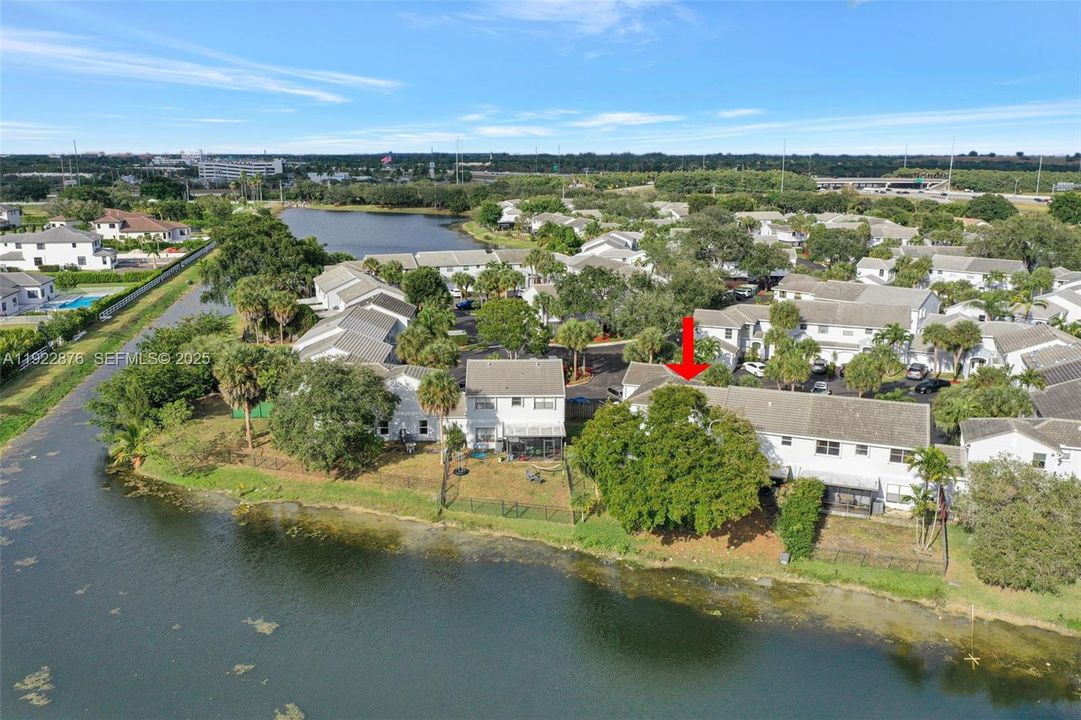 En Venta: $490,000 (3 camas, 2 baños, 1986 Pies cuadrados)