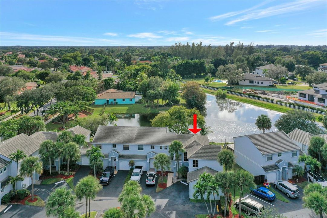 En Venta: $490,000 (3 camas, 2 baños, 1986 Pies cuadrados)