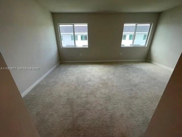 For Rent: $2,700 (3 beds, 3 baths, 1425 Square Feet)