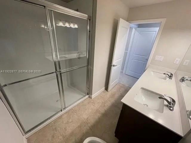 For Rent: $2,700 (3 beds, 3 baths, 1425 Square Feet)