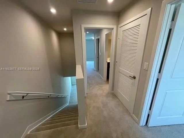 For Rent: $2,700 (3 beds, 3 baths, 1425 Square Feet)