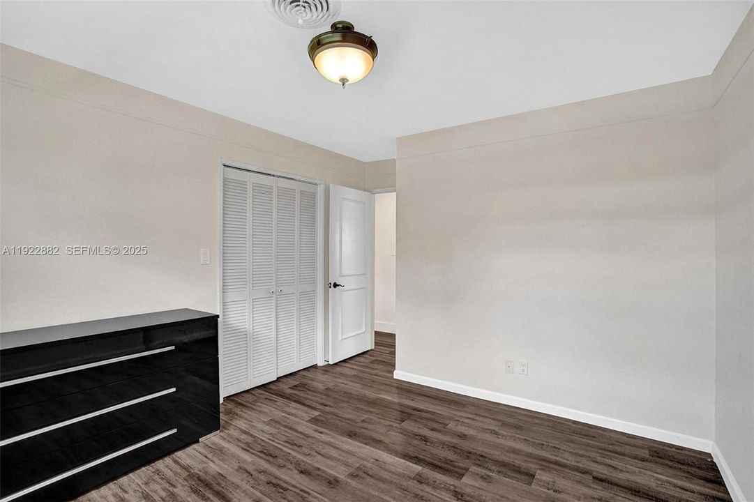 For Sale: $1,350,000 (4 beds, 3 baths, 2397 Square Feet)