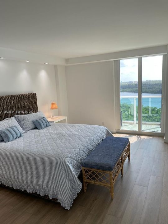 For Rent: $4,500 (2 beds, 2 baths, 1357 Square Feet)