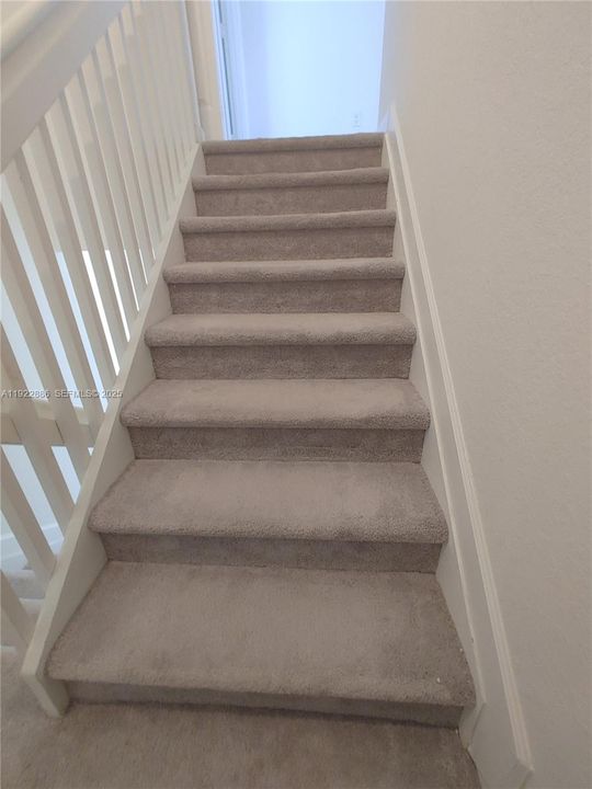 На продажу: $385,000 (3 спален, 2 ванн, 1483 Квадратных фут)