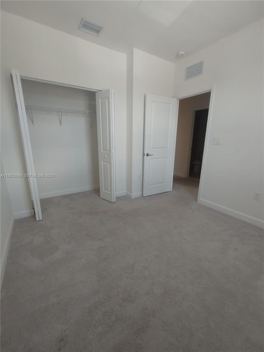 На продажу: $385,000 (3 спален, 2 ванн, 1483 Квадратных фут)