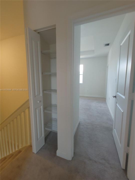 На продажу: $385,000 (3 спален, 2 ванн, 1483 Квадратных фут)