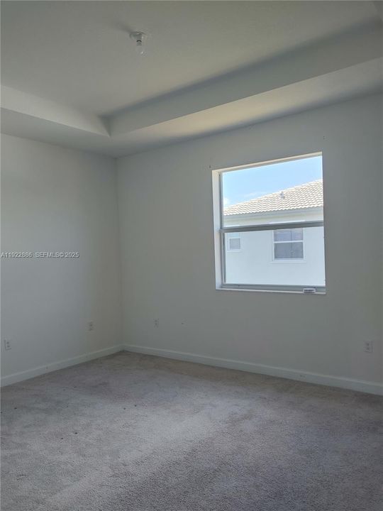 На продажу: $385,000 (3 спален, 2 ванн, 1483 Квадратных фут)