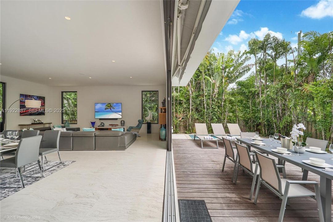 En Venta: $5,490,000 (5 camas, 5 baños, 4650 Pies cuadrados)