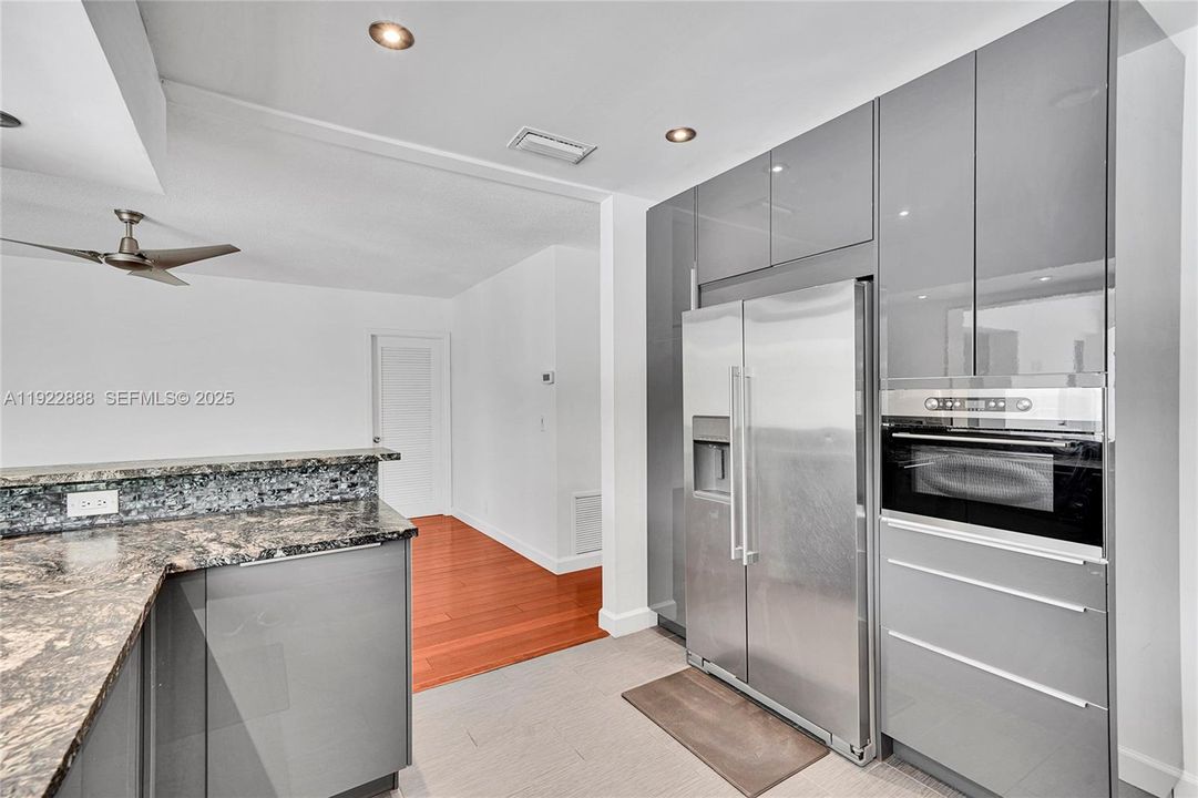 For Sale: $750,000 (4 beds, 2 baths, 2192 Square Feet)