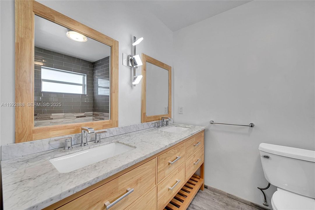 For Sale: $750,000 (4 beds, 2 baths, 2192 Square Feet)