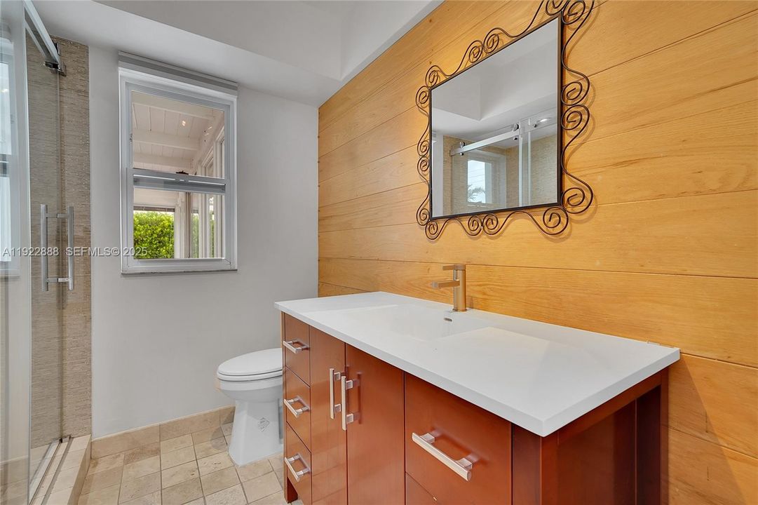 For Sale: $750,000 (4 beds, 2 baths, 2192 Square Feet)