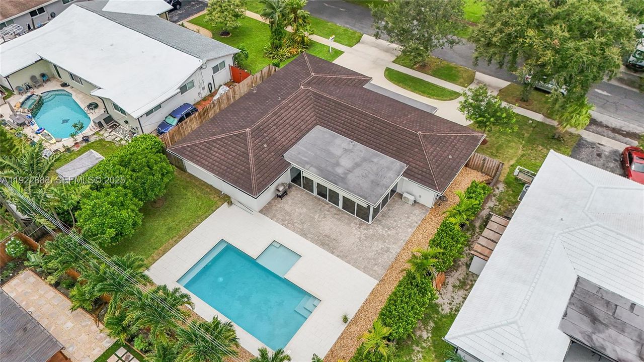 For Sale: $750,000 (4 beds, 2 baths, 2192 Square Feet)