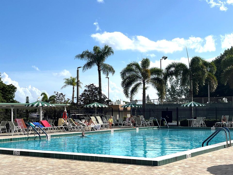 Community small pool