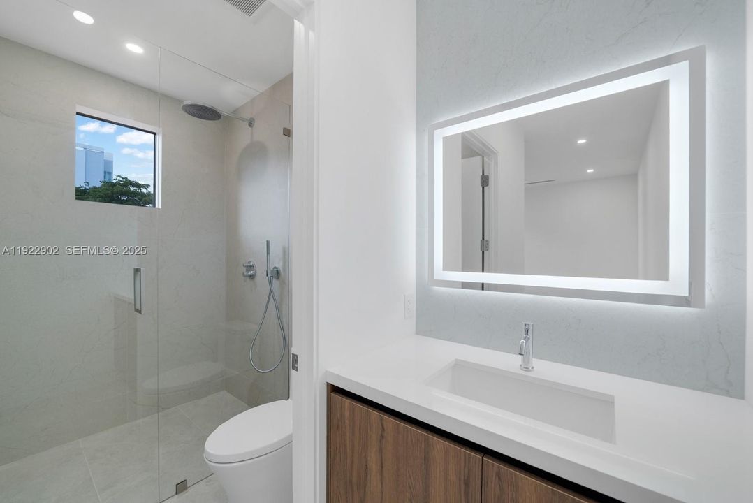 待售: $1,550,000 (4 贝兹, 4 浴室, 2636 平方英尺)