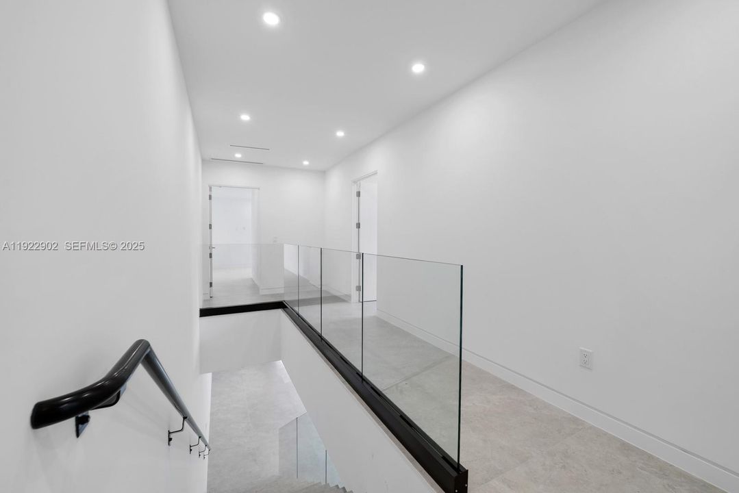 待售: $1,550,000 (4 贝兹, 4 浴室, 2636 平方英尺)