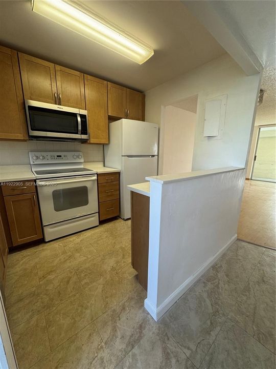 待售: $123,900 (2 贝兹, 2 浴室, 850 平方英尺)