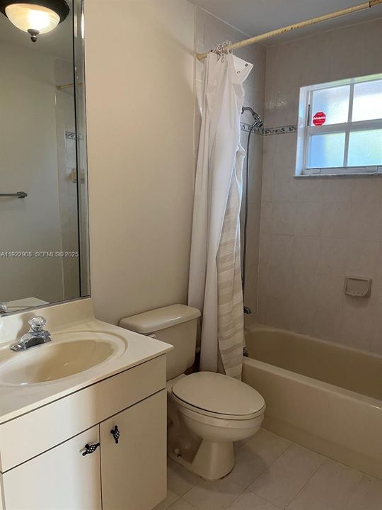 For Sale: $549,000 (3 beds, 2 baths, 1723 Square Feet)