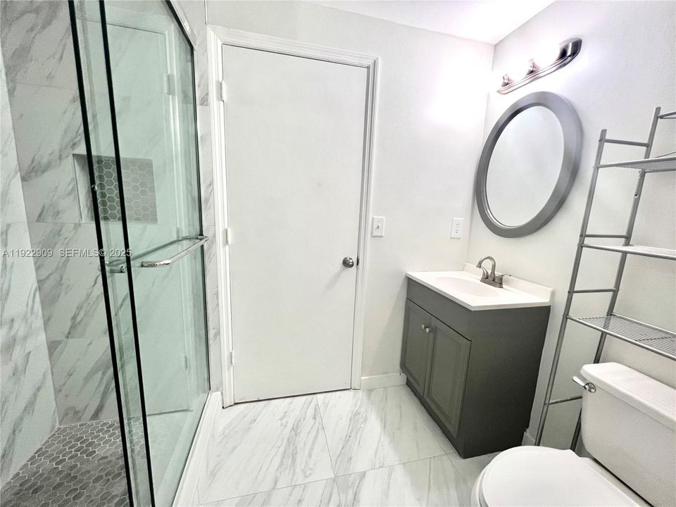 For Rent: $3,550 (3 beds, 2 baths, 1469 Square Feet)