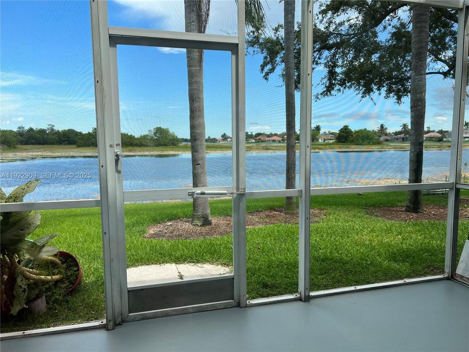 For Rent: $3,550 (3 beds, 2 baths, 1469 Square Feet)