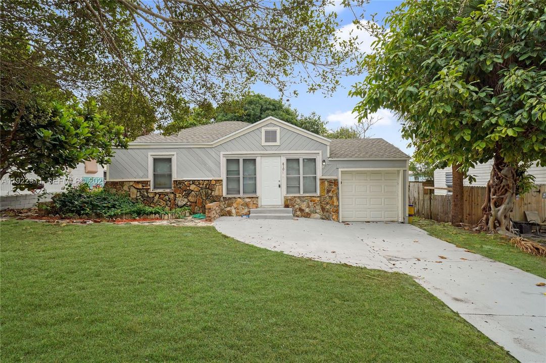 For Sale: $439,900 (3 beds, 2 baths, 0 Square Feet)
