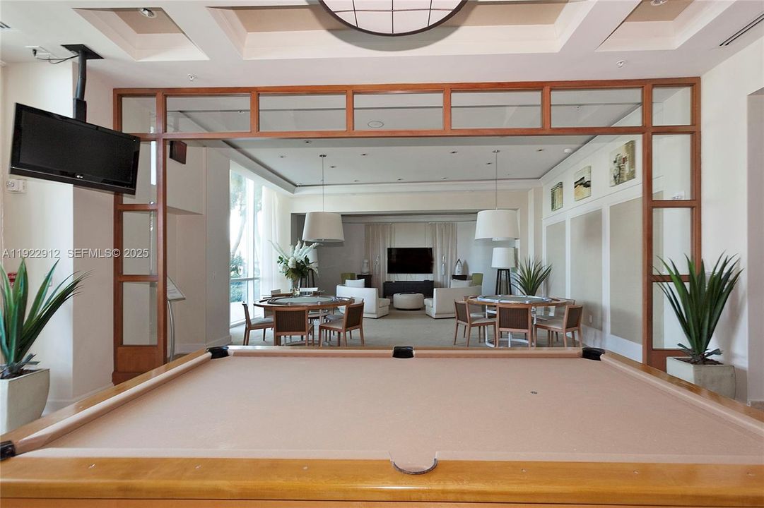 For Rent: $5,200 (2 beds, 2 baths, 1656 Square Feet)