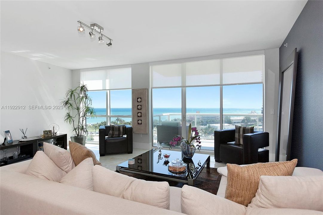 For Rent: $5,200 (2 beds, 2 baths, 1656 Square Feet)