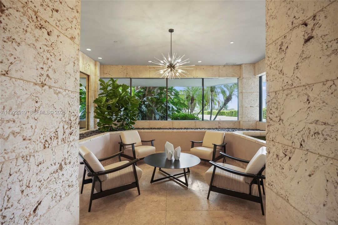 For Rent: $6,500 (3 beds, 2 baths, 1880 Square Feet)