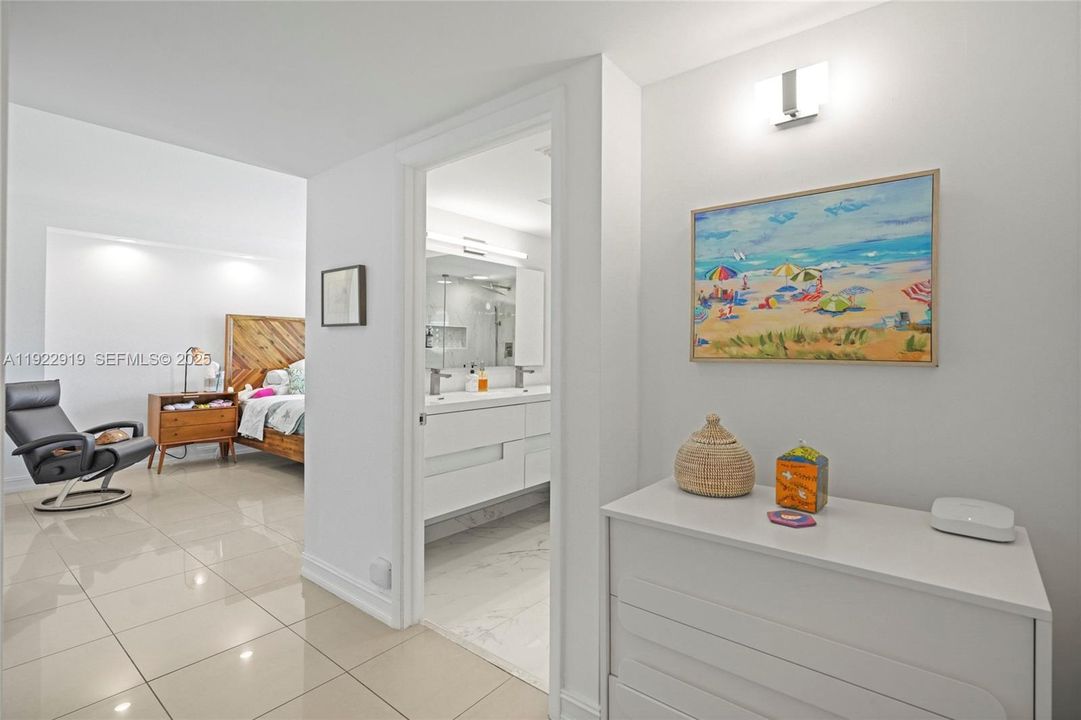 For Rent: $6,500 (3 beds, 2 baths, 1880 Square Feet)