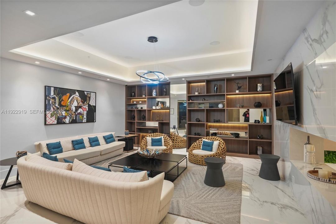 For Rent: $6,500 (3 beds, 2 baths, 1880 Square Feet)