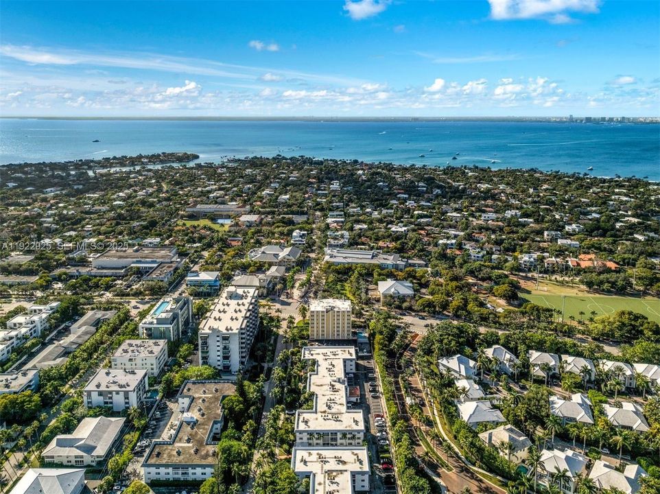 待售: $565,000 (2 贝兹, 2 浴室, 1109 平方英尺)