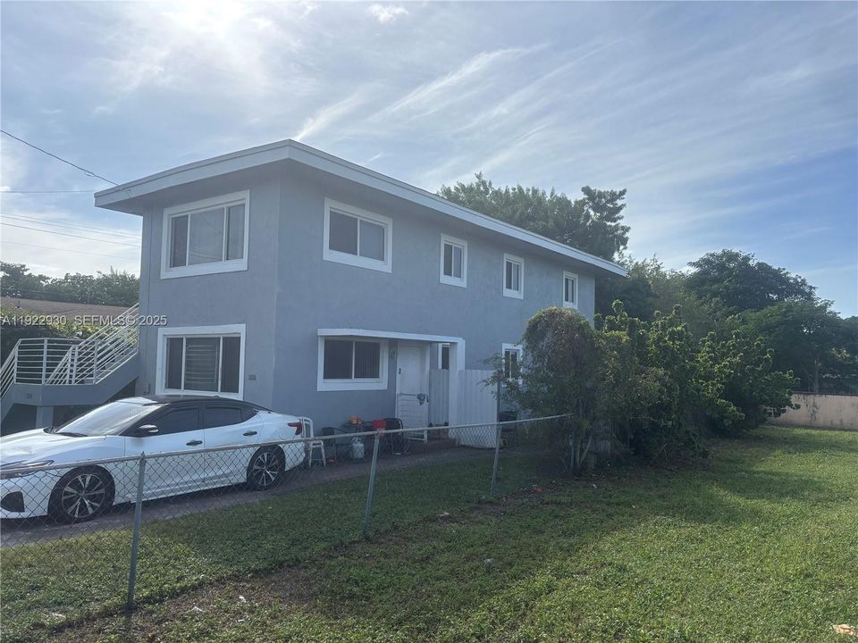 На продажу: $550,000 (0 спален, 0 ванн, 1500 Квадратных фут)