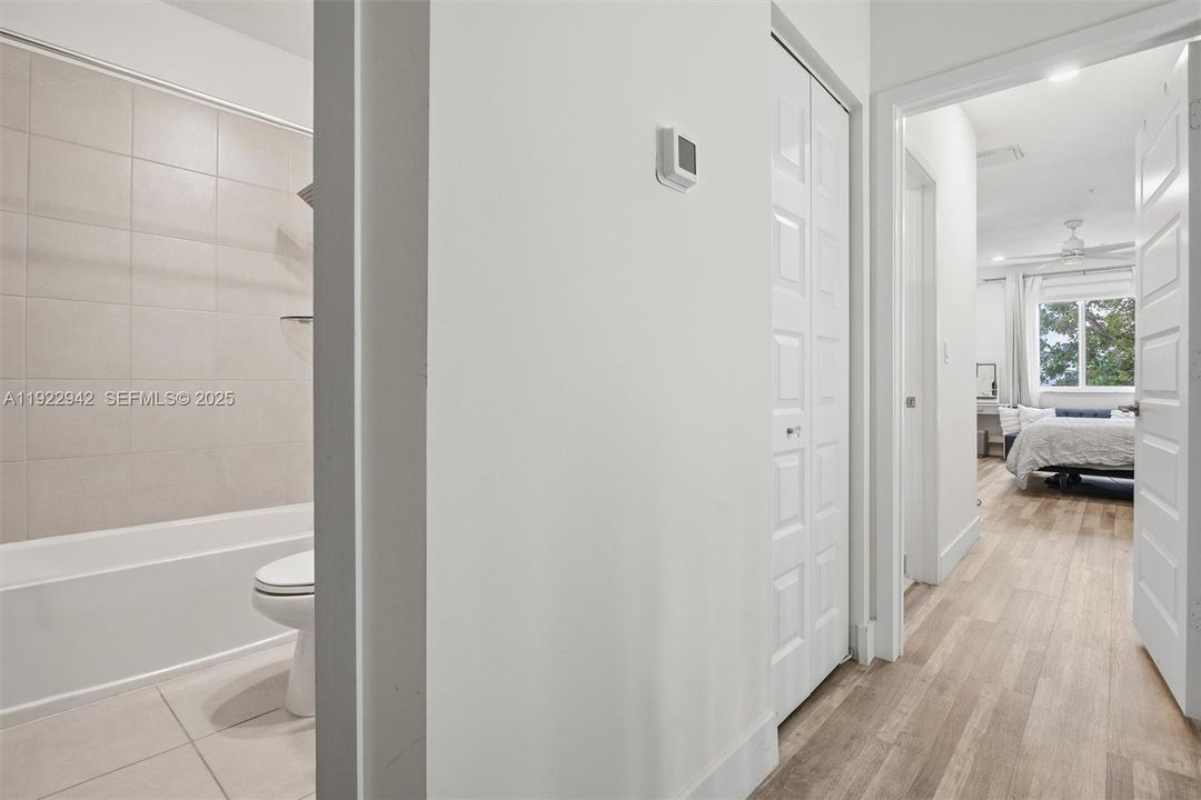 For Sale: $550,000 (3 beds, 2 baths, 1315 Square Feet)