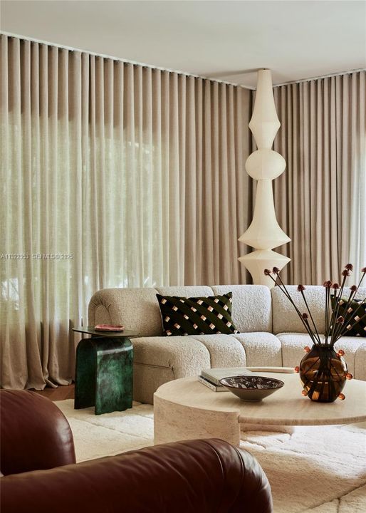 待售: $3,850,000 (3 贝兹, 2 浴室, 2378 平方英尺)