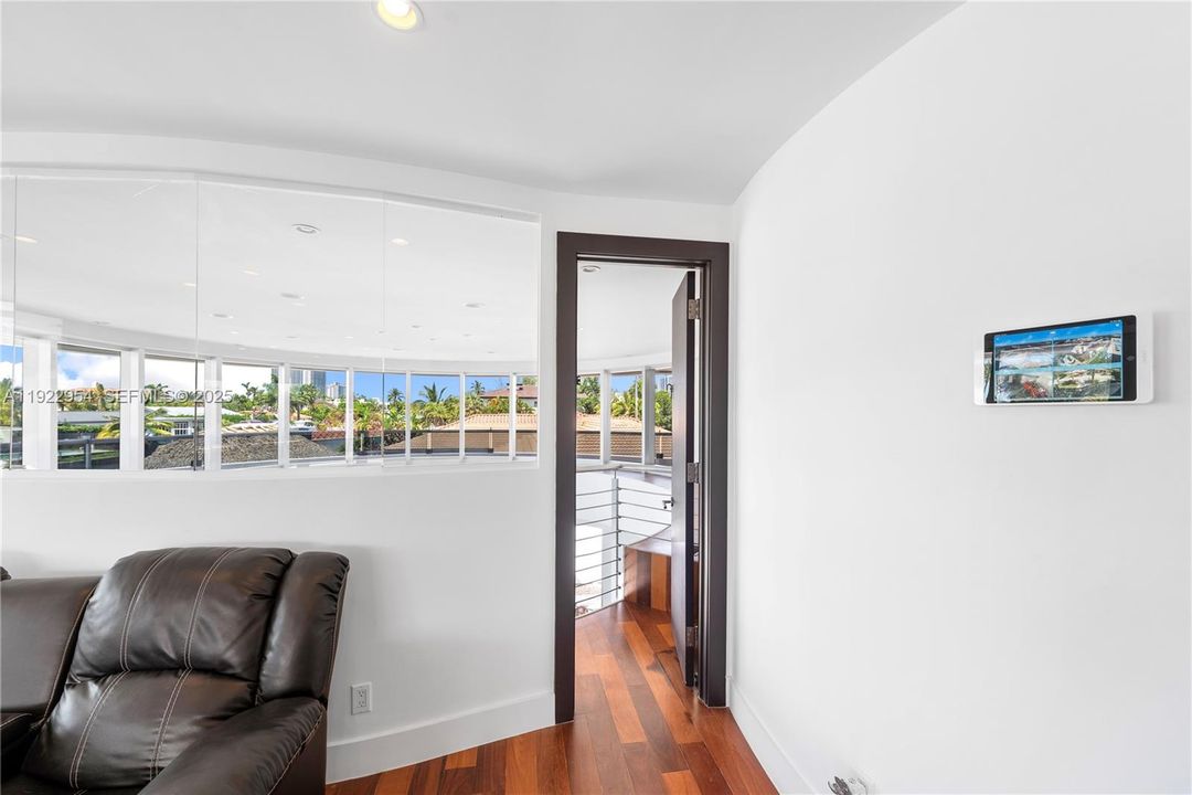 For Sale: $5,680,000 (6 beds, 6 baths, 0 Square Feet)