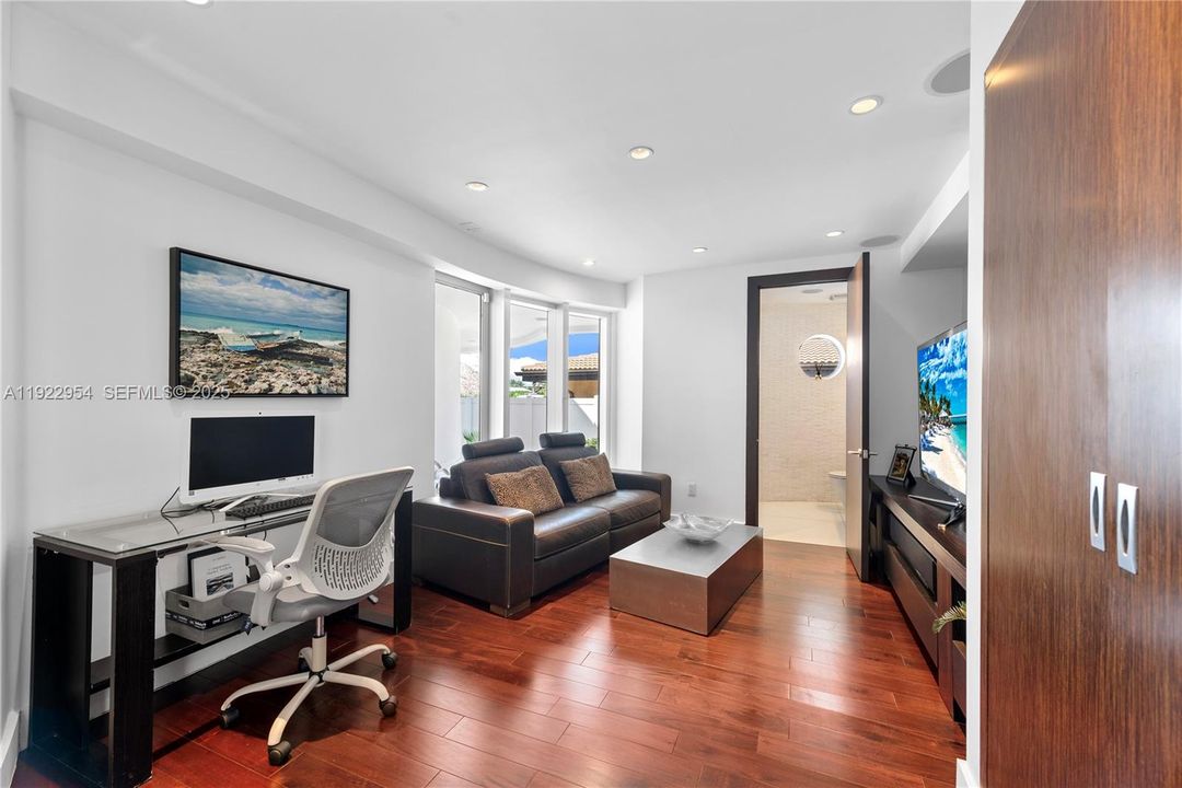 For Sale: $5,680,000 (6 beds, 6 baths, 0 Square Feet)