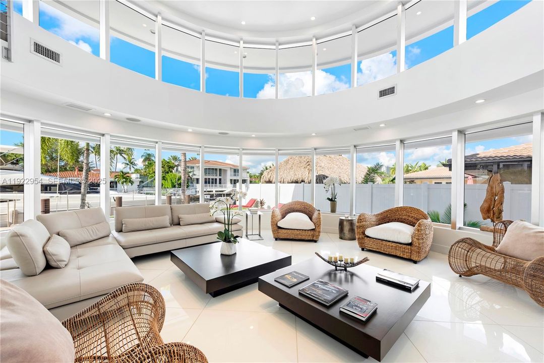 For Sale: $5,680,000 (6 beds, 6 baths, 0 Square Feet)