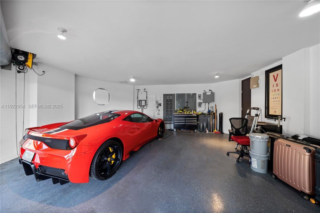 For Sale: $5,680,000 (6 beds, 6 baths, 0 Square Feet)