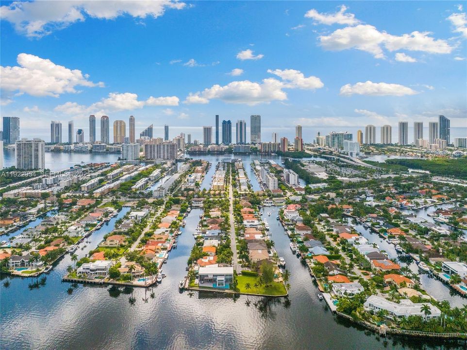 For Sale: $5,680,000 (6 beds, 6 baths, 0 Square Feet)