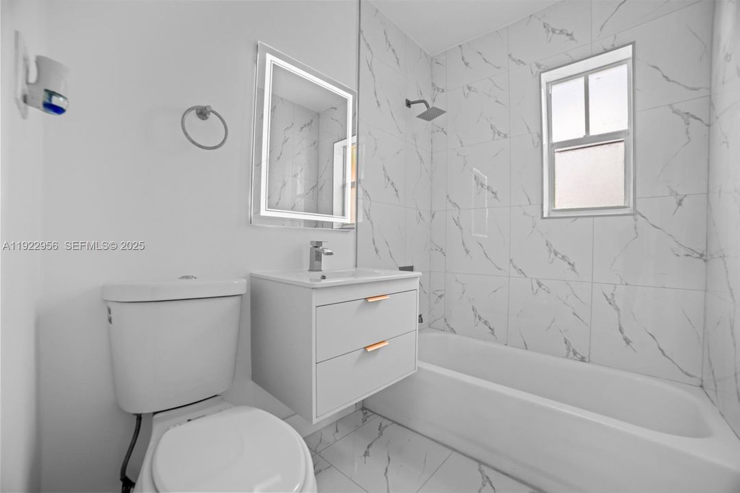 For Sale: $425,999 (5 beds, 2 baths, 1331 Square Feet)