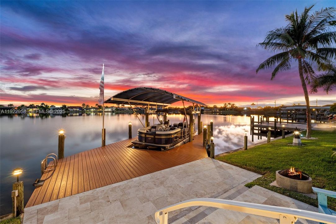Enjoy sunsets from your dock!