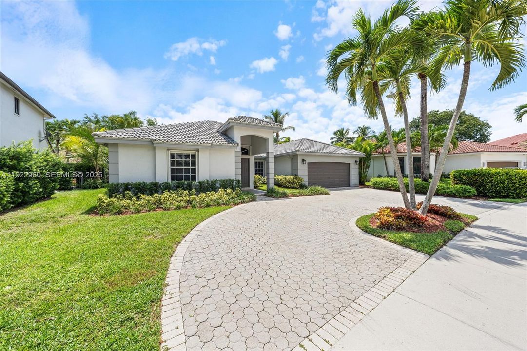 В аренду: $6,500 (5 спален, 3 ванн, 3027 Квадратных фут)