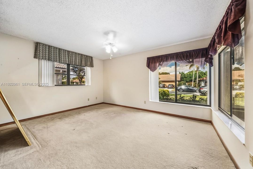 For Sale: $825,000 (4 beds, 2 baths, 2388 Square Feet)