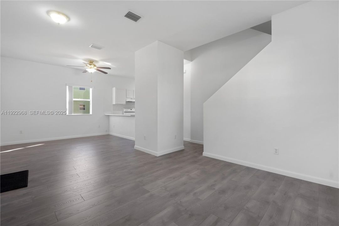 For Rent: $3,300 (3 beds, 2 baths, 1600 Square Feet)