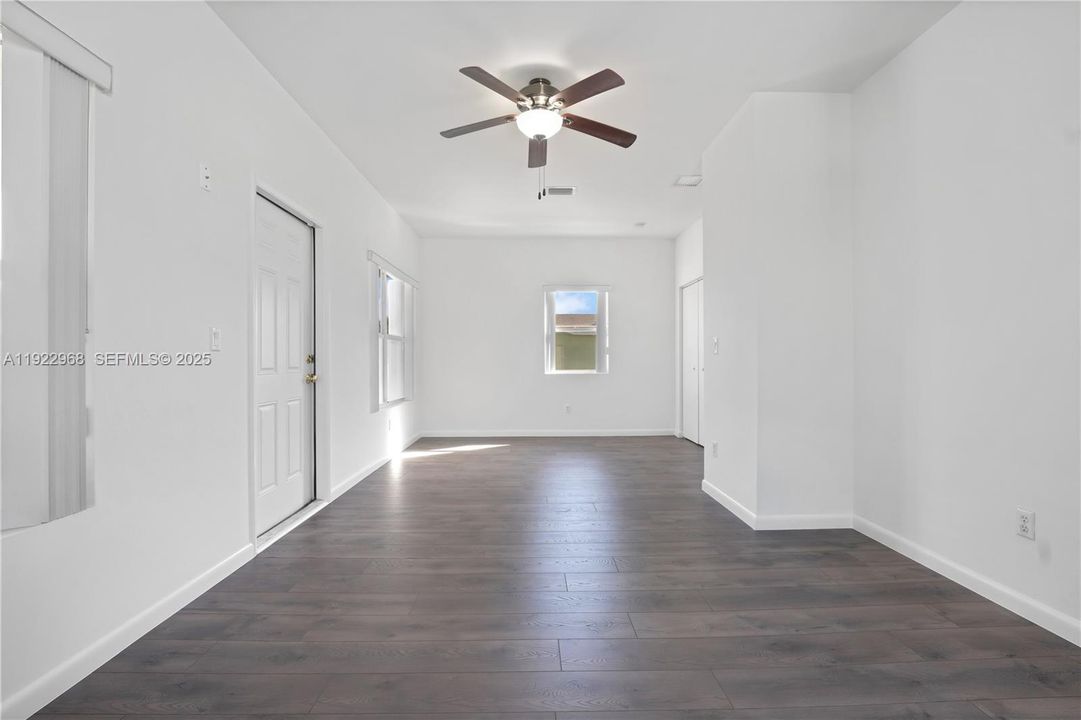 For Rent: $3,300 (3 beds, 2 baths, 1600 Square Feet)