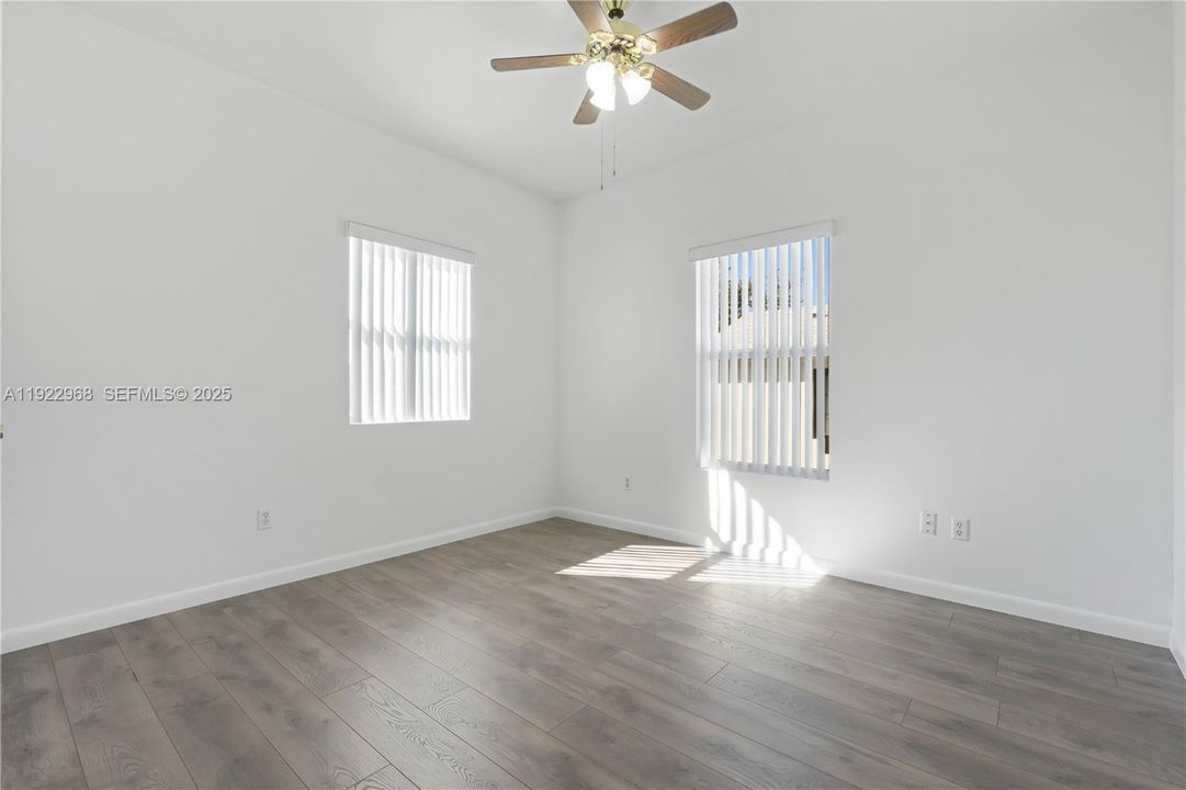 For Rent: $3,300 (3 beds, 2 baths, 1600 Square Feet)